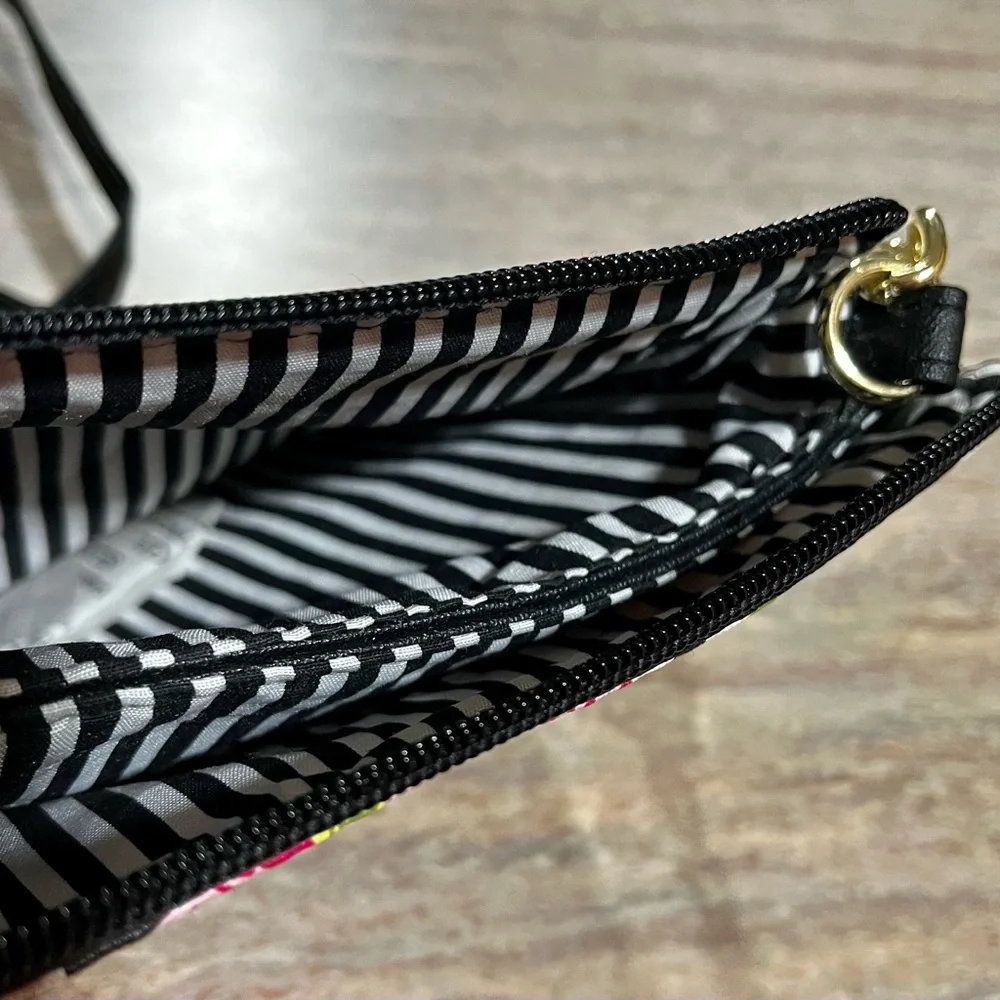 NWT Luv by Betsey Johnson Leo Red LB Double crossbody bag w/ Heart ♥️ keychain - Picture 11 of 16